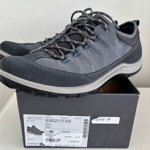 ECCO Woman’s Black and Blue Sneakers